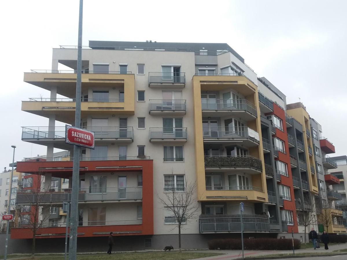 H+ Apartman Letiste Praha Apartman Kültér fotó